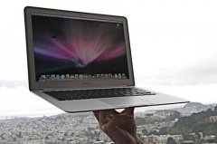 <b>蘋果的二手Macbook air機(jī)型屏幕背光與A面外殼一體詳解！</b>